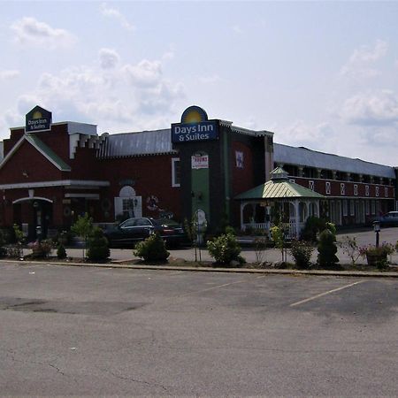 Days Inn & Suites By Wyndham Terre Haute Esterno foto